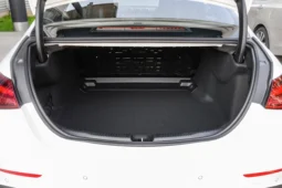 
										Mercedes-Benz C-Class full									