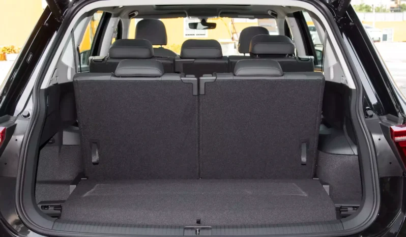 
								Volkswagen Tiguan L full									