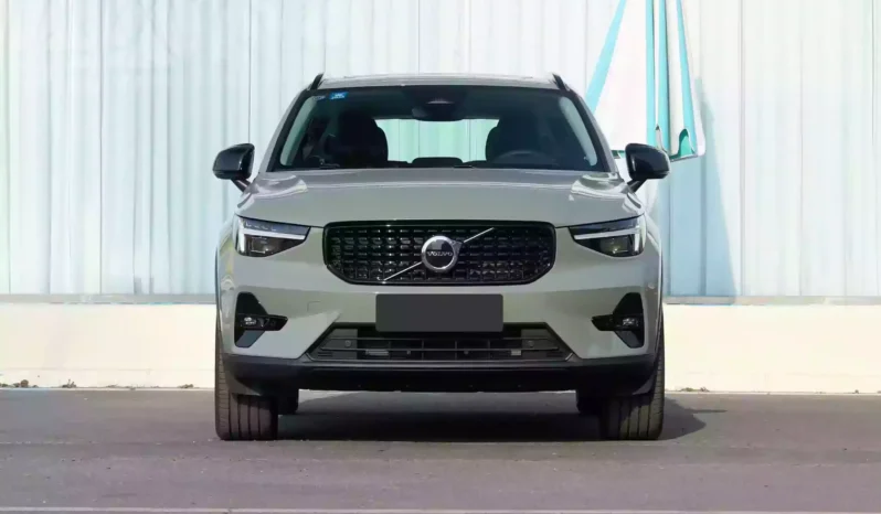 Imgi 4 volvo xc40 2024 appearance 2