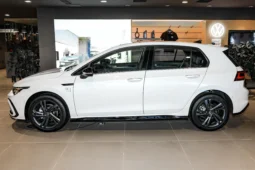 
										Volkswagen Golf 2024 full									