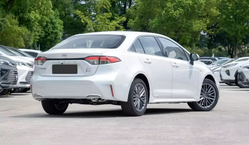 
								Toyota Corolla Cross full									