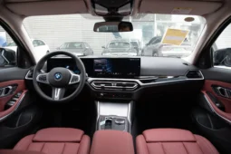 
										BMW i3 full									
