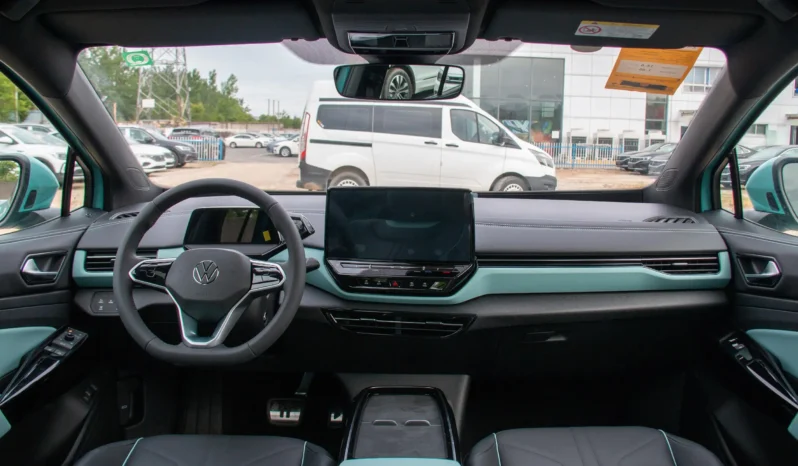 
								Volkswagen ID.4 X full									